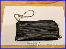 AUTHENTIC Louis Vuitton Key Pouch in black epi with silver keychain