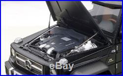 AUTOart 76302 1/18 Mercedes Benz G63 AMG Matte Black 6x6 Diecast Model +Keychain