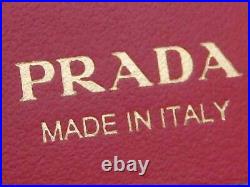 Auth PRADA Logo Heart 6-Ring Key Case Black/Red Leather/Goldtone e47866f