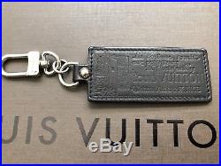 Authentic LOUIS VUITTON Key Ring Holder Charm Black Leather, box, bag NO receipt
