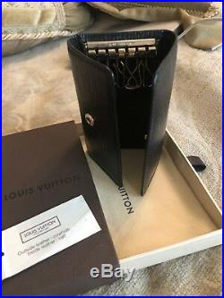 Authentic Louis Vuitton Black Epi 6 Key Card Holder Case