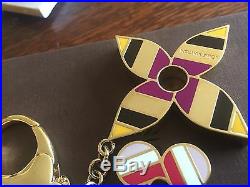 Authentic Louis Vuitton Pop Flower Pink, White, Gold, Black Keychain Bag Charm
