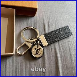 Authentic Louis Vuitton key chain Taiga Neo LV Club Black Leather from Japan
