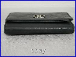 Chanel Camellia Key Case Black Lambskin Italy Authentic #4376P