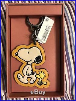 Coach x Peanuts Snoopy Leather Accordion Zip Wallet & Keychain 16122B 20928 NWT