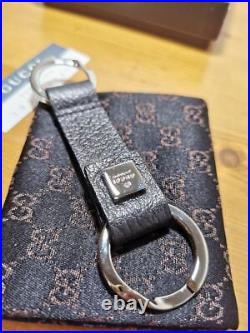 GUCCI key chain double black 22 branded
