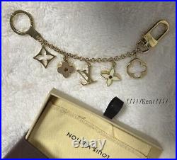 LOUIS VUITTON Bag charm Key chain holder Fleur de Monogram LV Gold M65111 Flower