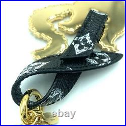 LOUIS VUITTON Catogram Flying Cat Key Holder Gold x Black Gold Plated MP2284