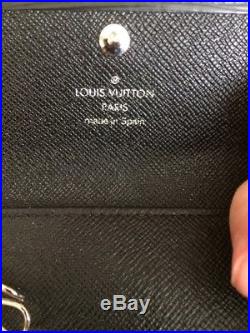 LOUIS VUITTON Epi 6 Key Holder Noir Black. New Condition Never Used
