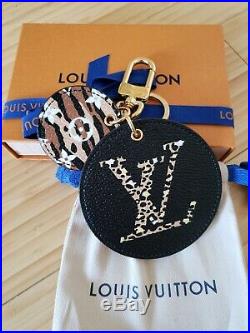Louis VUITTON JUNGLE GIANT Monogram BAG CHARM Key Holder Black / Caramel. NEW
