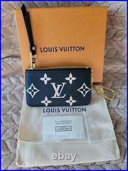 Louis Vuitton AUTHENTIC KEY CHARM GIANT MONOGRAM BEIGE & BLACK, LIMITED