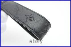 Louis Vuitton Authentic Metal Leather Porte Cles Dragonne Key Chain Bag Charm LV