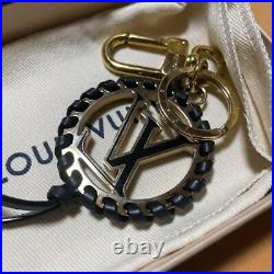 Louis Vuitton Gold Black M63082 Keyring Key Chain Logo LV Accessories