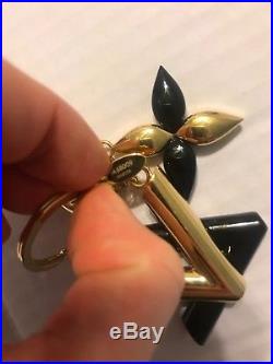 Louis Vuitton Twist Key Chain Black and Gold