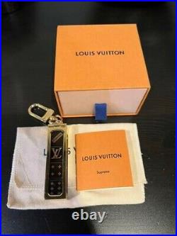 Louis Vuitton X Supreme Dice Cube Black Key Chain Red Monogram LV 2017 Boxed