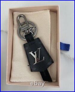 Louis-vuitton key chain