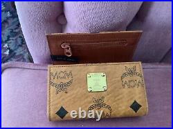 MCM keychain case holder withzipper change area Never used