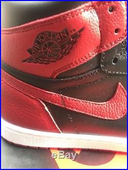 Nike Air Jordan 1 RETRO High BANNED Bred 2016 Size 11 Black/Red + AJ1 Keychain