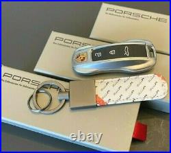 Porsche Keychain 911 R Pepita Houndstooth & Leather Key Ring